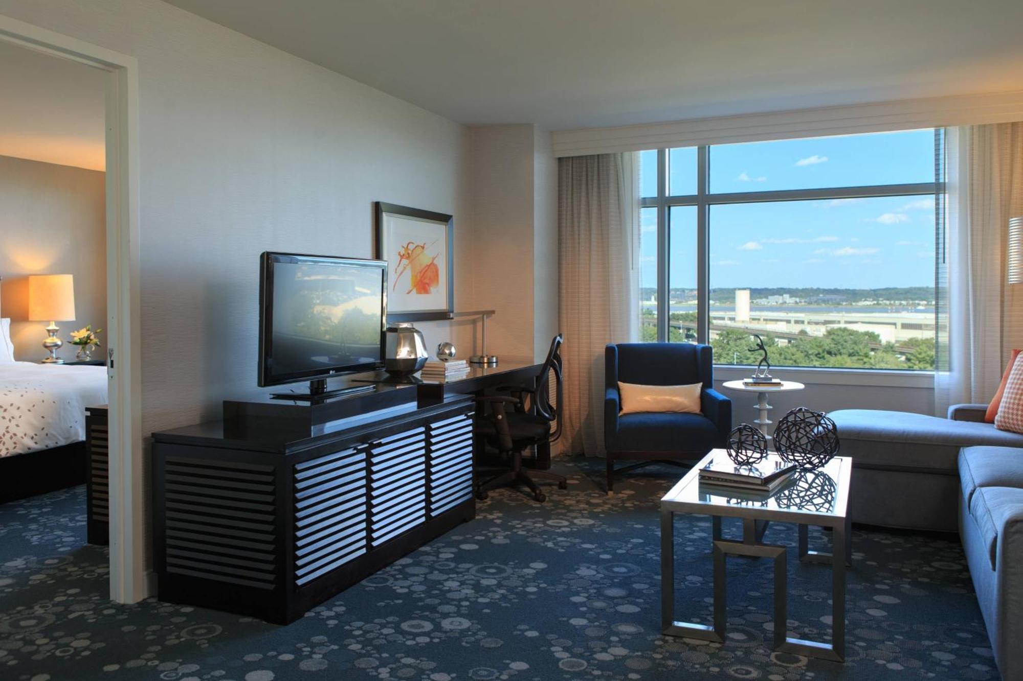 Renaissance Arlington Capital View Hotel Dış mekan fotoğraf